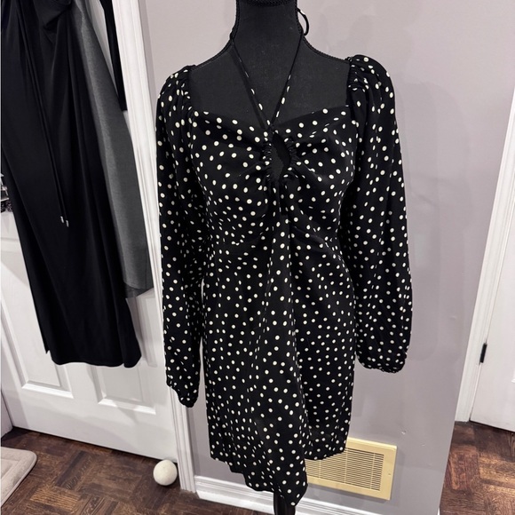Faithfull the Brand Dresses & Skirts - Faithfull the Brand Black and Cream/Beige Bishop Sleeve Sundress